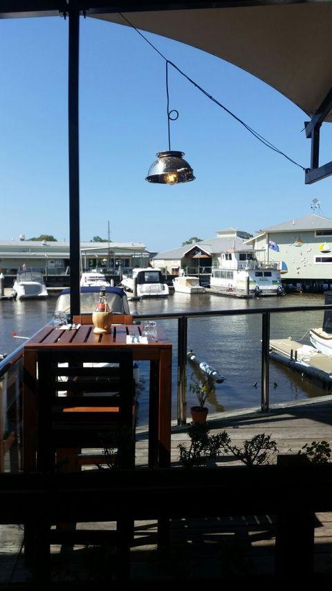 Italian Marina Pizza Restaurant - Book Restaurant 6