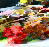 Johnnys Evans Head - Book Restaurant