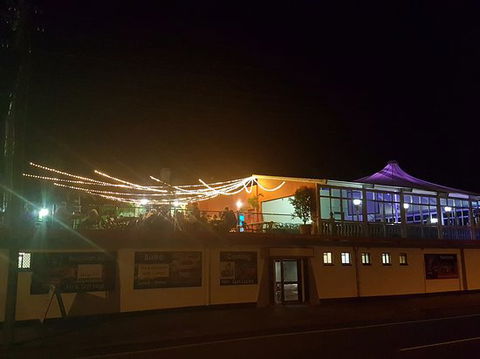 Victoria Tavern - Book Restaurant 3