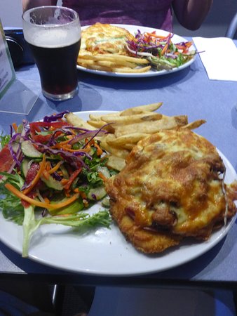 Queens Beach QLD Book Restaurant