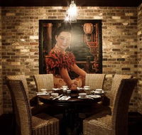 Emerald Gardens - Book Restaurant