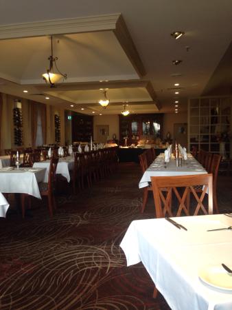 The Pines Restaurant - Book Restaurant 0