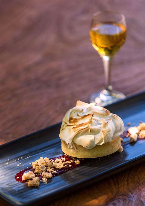 The Deck Poolside Bar & Restaurant - Book Restaurant 4