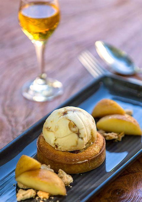 The Deck Poolside Bar & Restaurant - Book Restaurant 7