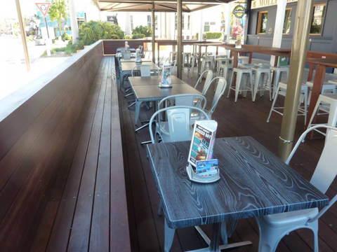 Molly Malones Irish Pub - Book Restaurant 1