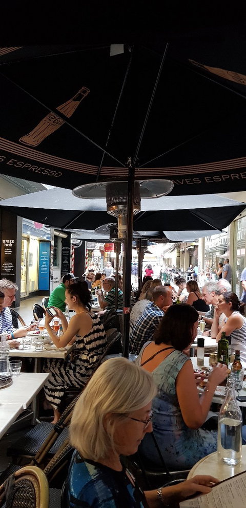 The Quarter - Book Restaurant 3