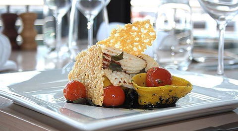Three Monkeys Coffee & Tea House - Book Restaurant 15