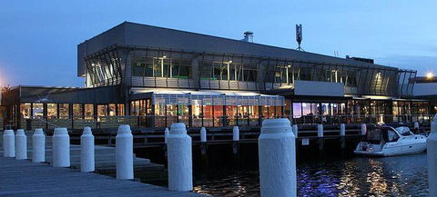 Three Monkeys Coffee & Tea House - Book Restaurant 19