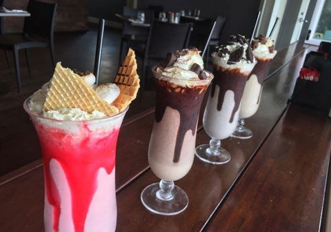 Nerang Thai Restaurant - Book Restaurant 1