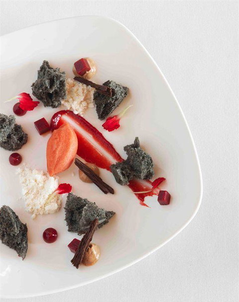 Qualia - Book Restaurant 7