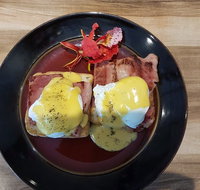 Cafe 21 Smith - Book Restaurant