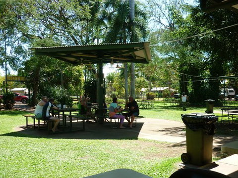 Digger's Bistro - Book Restaurant 0