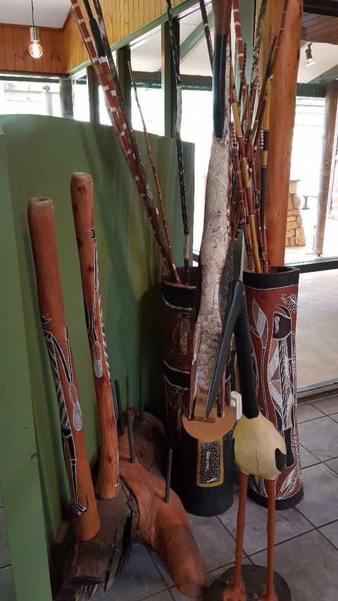 Mimi's Restaurant - Book Restaurant 4