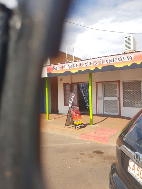 Red Centre Cafe And Takeaway - Book Restaurant 4