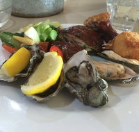 Seafood On Cullen - Book Restaurant
