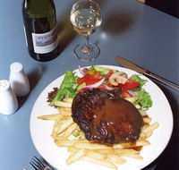 Bridge Hotel Bistro - Book Restaurant