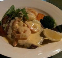 Bridport Hotel Sports Bar - Book Restaurant