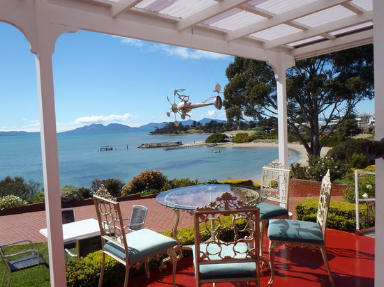 Pontypool TAS Book Restaurant