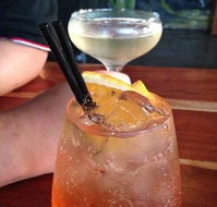 Frisk Small Bar - Book Restaurant