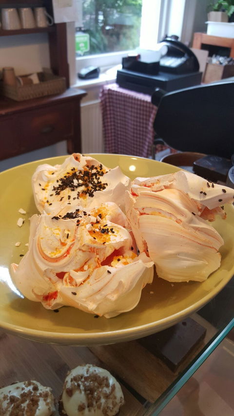 Hubert & Dan - Book Restaurant 11