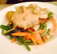 Lucas Hotel - Book Restaurant