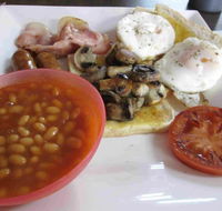 Molly's Great Food Cafe - Book Restaurant