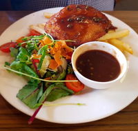 Prince of Wales Hotel - Book Restaurant