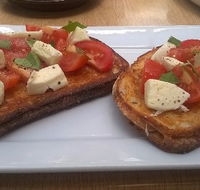 Renaessance - Book Restaurant