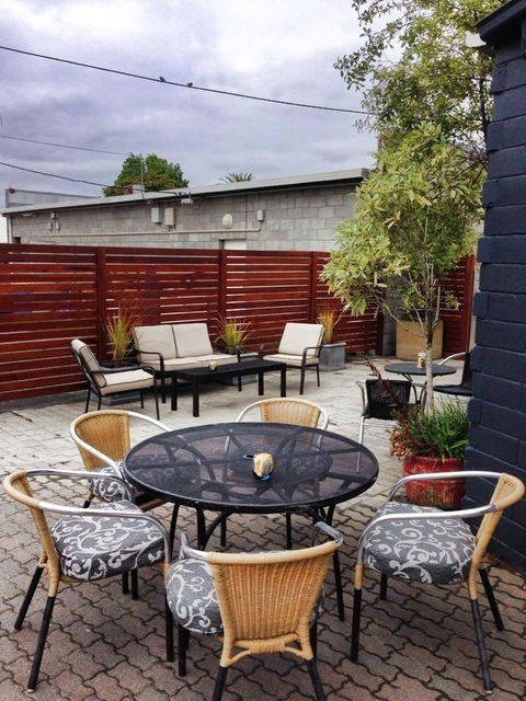 The Lifebuoy Cafe & Quail Street Emporium - Book Restaurant 2