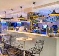 Bluzou - Book Restaurant