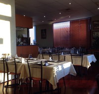 Suwan Thai Restaurant - Book Restaurant