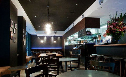 The Loose Caboose - Book Restaurant 1