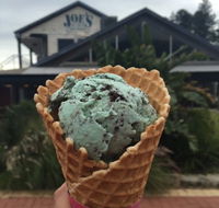 Baskin-Robbins - Book Restaurant