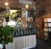 Mrs S Highgate - Book Restaurant