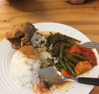 Waroeng Jakarta - Book Restaurant