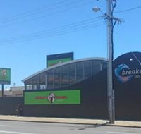 Breakers Bar  Cafe - Book Restaurant