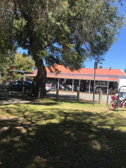 Emu Point Cafe - Book Restaurant 9