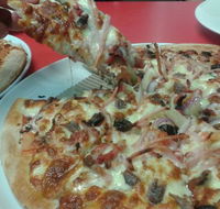 Riccardo's Pizza - Book Restaurant