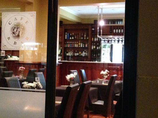 Holt Rock WA Book Restaurant