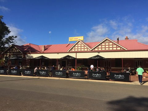 Dwellingup Hotel - Book Restaurant 0