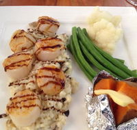 Malmalling Vineyard - Book Restaurant
