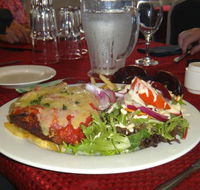 Serpentine Tavern - Book Restaurant