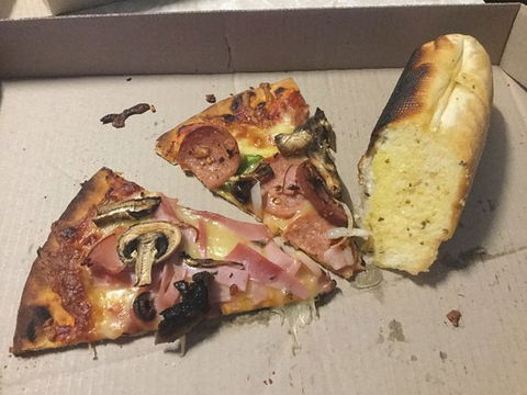 Shark Bay Pizza - Book Restaurant 0
