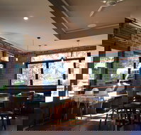 Cafe Verge 301 - Book Restaurant