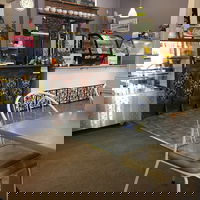 Full Moon Cafe and Thai Restaurant