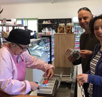 Meckering Roadhouse - Book Restaurant