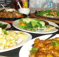 Tan Nhu Y - Book Restaurant