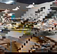 D  M's Bakery Cafe - Book Restaurant