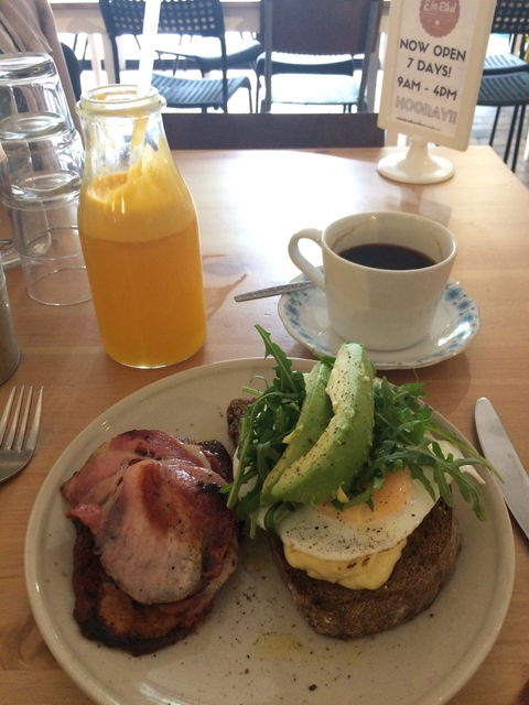 E For Ethel - Book Restaurant 7