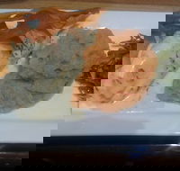 George's Bistro - Book Restaurant